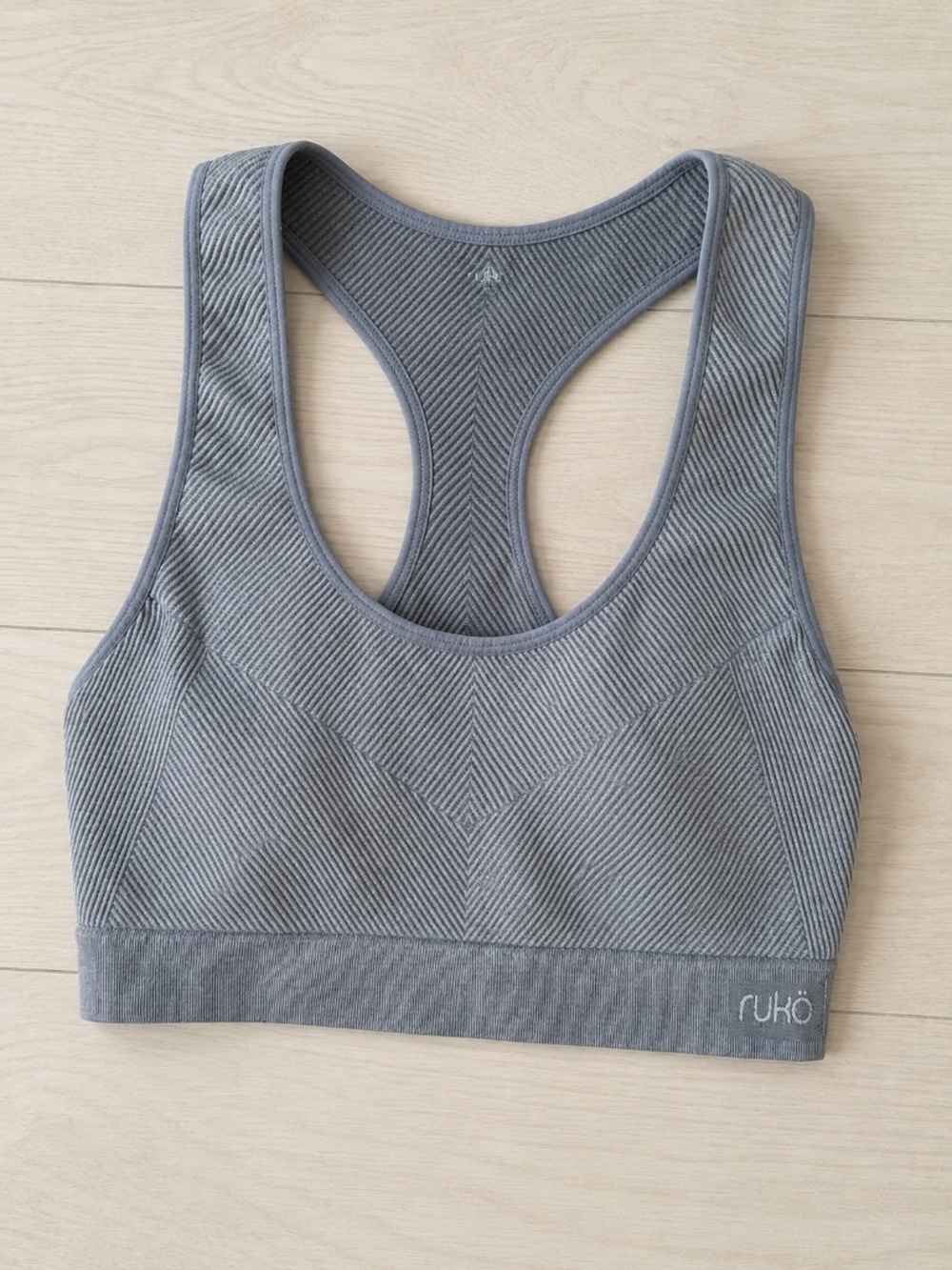 Ruko Women’s Gray Racerback Sports Bra Size L Seamless Activewear